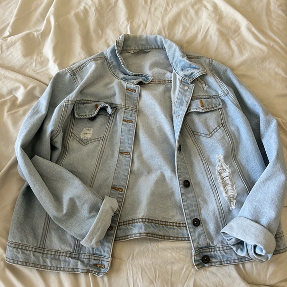 Jean jacket - Picture 3 of 3
